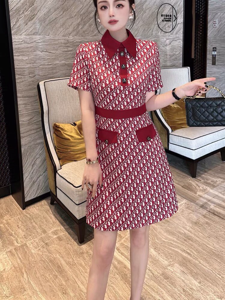 ĐẦM SUÔNG DIOR CỔ BẺ D196